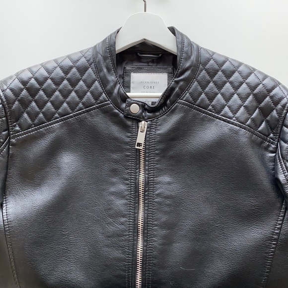 ✨SOLD✨Jack & Jones leather jacket - Picture 3 of 13